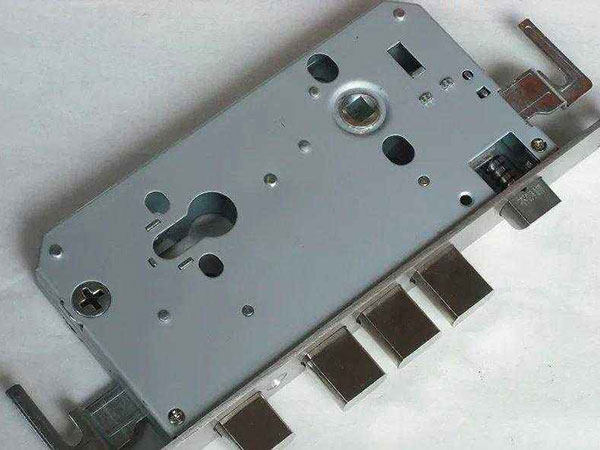 阿合奇24小时上门开锁公司